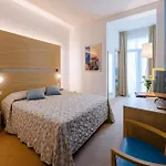Mioni Royal San 4*