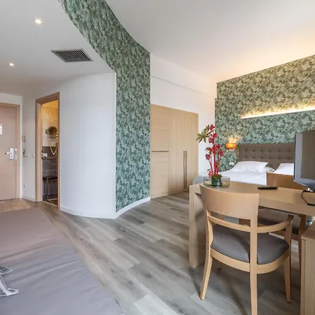 Mioni Royal San Ξενοδοχείο 4*