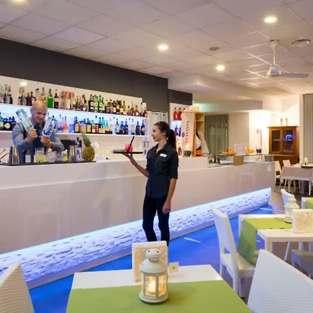 米欧尼罗依尔胜酒店 4*