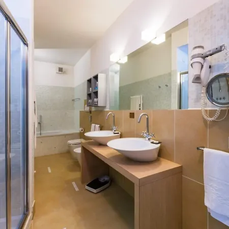 Hotel Mioni Royal San 4*